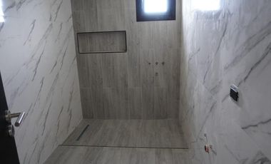 Casa de hormigón a estrenar - Mar Chiquita