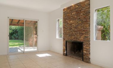 Casa en Alquiler Anual en el Barrio Santa Barbara, Tigre