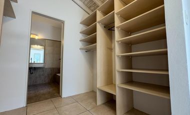 Casa en Alquiler Anual en el Barrio Santa Barbara, Tigre