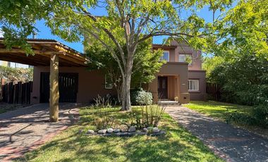 Casa en Alquiler Anual en el Barrio Santa Barbara, Tigre