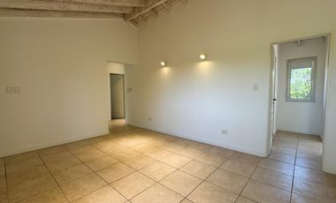 Casa en Alquiler Anual en el Barrio Santa Barbara, Tigre