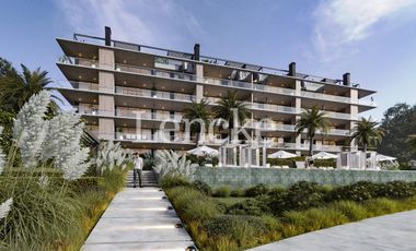 Venta de Departamento de 2 dormitorios, vista al rio y jardin exclusivo en Albanueva, posible amarra