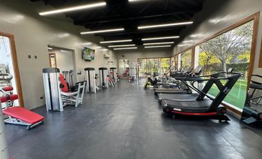 Venta de Departamento de 2 dormitorios, vista al rio y jardin exclusivo en Albanueva, posible amarra