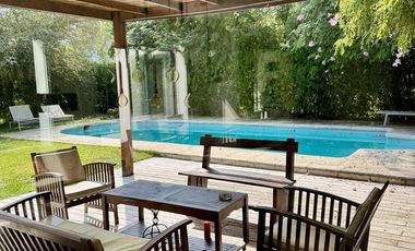 Casa en venta en Mayling Club De Campo,  Pilar - 5 Ambientes