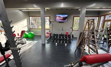 Venta en obra financiada, departamento de 2 dormitorios con jardin exclusivo en Albanueva