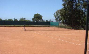 Venta en obra financiada, departamento de 2 dormitorios con jardin exclusivo en Albanueva