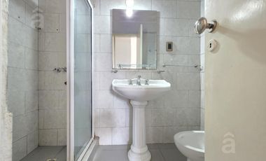 PH en Villa Ballester - Venta - Cuatro Ambientes - Zona Centro.