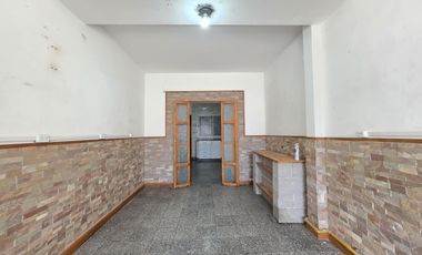 PH en Villa Ballester - Venta - Cuatro Ambientes - Zona Centro.