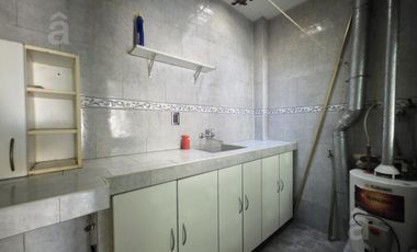 PH en Villa Ballester - Venta - Cuatro Ambientes - Zona Centro.