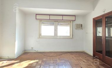 PH en Villa Ballester - Venta - Cuatro Ambientes - Zona Centro.