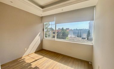 Excelente casa En calle cerrada en renta en Tecamachalco