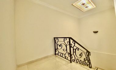 Excelente casa En calle cerrada en renta en Tecamachalco
