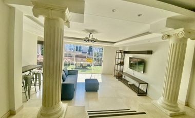 Excelente casa En calle cerrada en renta en Tecamachalco