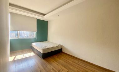 Excelente casa En calle cerrada en renta en Tecamachalco