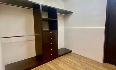 Excelente casa En calle cerrada en renta en Tecamachalco