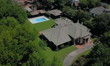 Venta Casa de 5 dormitorios en Fisherton