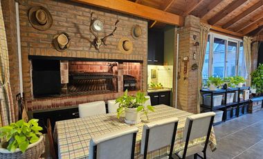 Casa en Fincas de Iraola 1