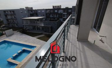 Departamento en  Complejo Solares