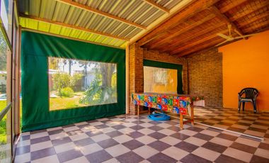 VENDO CASA EN GRANADERO BAIGORRIA,BARRIO LOS PINOS.