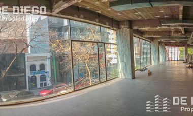 EDIFICIO COMERCIAL OFICINA EN ALQUILER CON ESTACIONAMIENTO y SIN EXPENSAS SAN CRISTOBAL