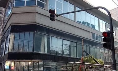 EDIFICIO COMERCIAL OFICINA EN ALQUILER CON ESTACIONAMIENTO y SIN EXPENSAS SAN CRISTOBAL