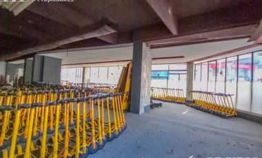 EDIFICIO COMERCIAL OFICINA EN ALQUILER CON ESTACIONAMIENTO y SIN EXPENSAS SAN CRISTOBAL