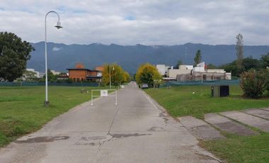 Terreno en venta en Yerba Buena , 741m2 en Quinta Azucena.