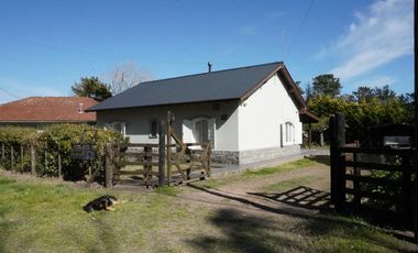 Casa de 4 ambientes en Mar Chiquita