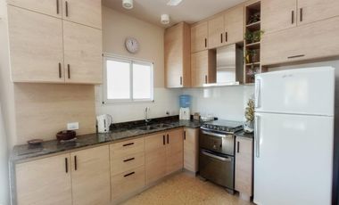 Casa en San Jose De La Esquina - Amplia - 3 dormitorios - Cochera - Patio -