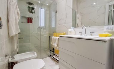 Casa en San Jose De La Esquina - Amplia - 3 dormitorios - Cochera - Patio -