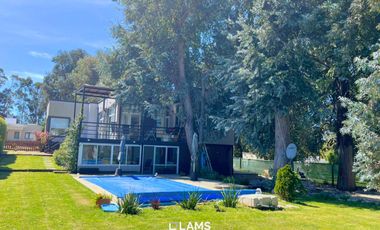 Venta - Casa 4 ambientes - Barrancas de San Benito