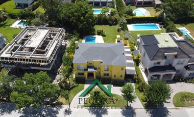 APTA CREDITO - Casa - Interna - Barrio Septiembre - Lote 201