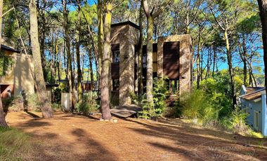 Casa Cabaña en Mar de las Pampas