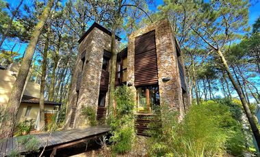 Casa Cabaña en Mar de las Pampas