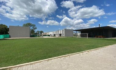 DECS Tortugas | Venta | Cómoda y funcional casa de 3 dormitorios en un condominio muy completo