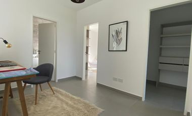 DECS Tortugas | Venta | Cómoda y funcional casa de 3 dormitorios en un condominio muy completo