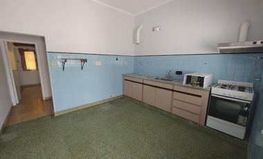 PH 2 AMBIENTES ALQUILER EN GONZALEZ BALCARCE 3366 (REMEDIOS DE ESCALADA)