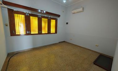 PH 2 AMBIENTES ALQUILER EN GONZALEZ BALCARCE 3366 (REMEDIOS DE ESCALADA)