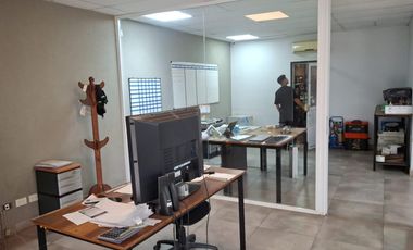 Depósito y oficinas 2.982 m2-Area de Promoción El Triángulo