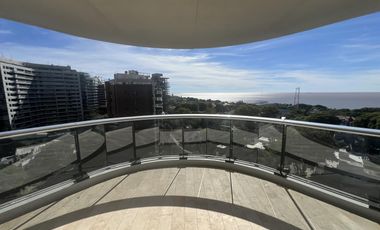 Venta Departamento Selene Libertador 3 dormitorios en suite vista al Rio en La Lucila