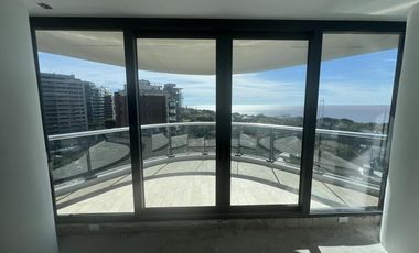 Venta Departamento Selene Libertador 3 dormitorios en suite vista al Rio en La Lucila