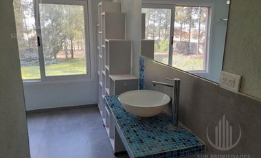 Canning  Echeverria del  Lago