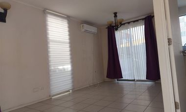 Casa en Arriendo en Calle Larga