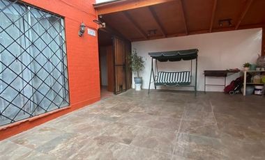 Casa en Venta en Porvenir con calle del Parque