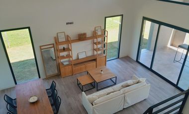 Casa a la laguna en  venta en San Matias.