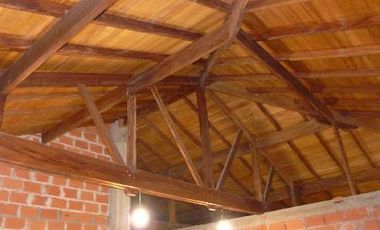 Casa en  venta a reciclar - lote de 859m2