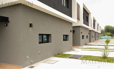 Venta Casa Duplex 3 Dormitorios A Estrenar Barrio El Aljibe