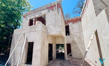 CASA EN VENTA PARQUE LELOIR- Condominio Cerrado  a Estrenar