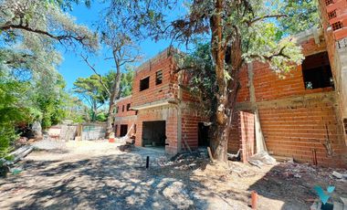 CASA EN VENTA PARQUE LELOIR- Condominio Cerrado  a Estrenar