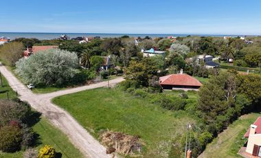 Terreno de 715 m2 Mar Chiquita a 200mts de la playa